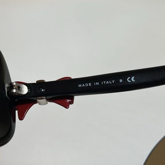 CHANEL Sunglasses for Sunny Days Black w/ Red CC Bow - Picture 11 of 14